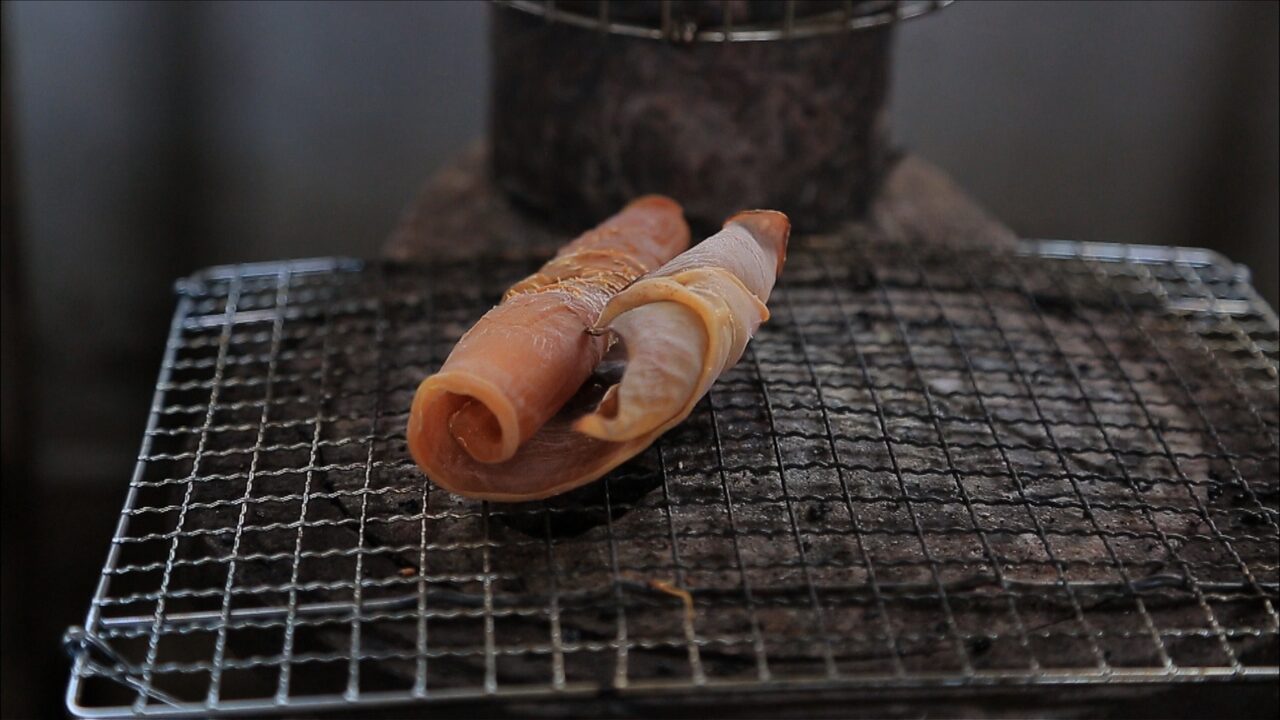 スルメイカを焼いた干物（干イカ焼き）