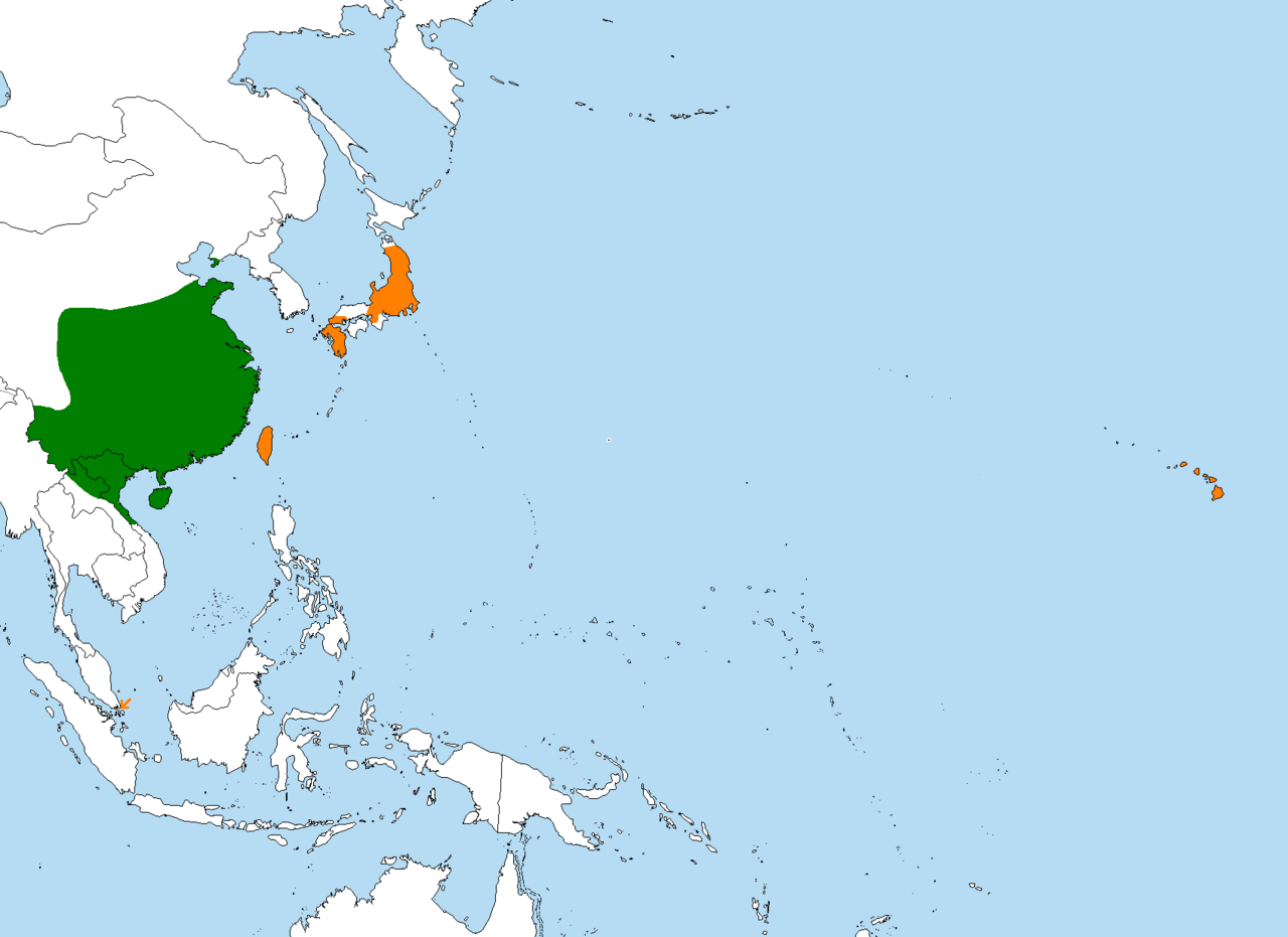 ガビチョウの分布図。緑が原産地（中国南部など）、オレンジが持ち込まれた地域（日本・台湾・ハワイなど）